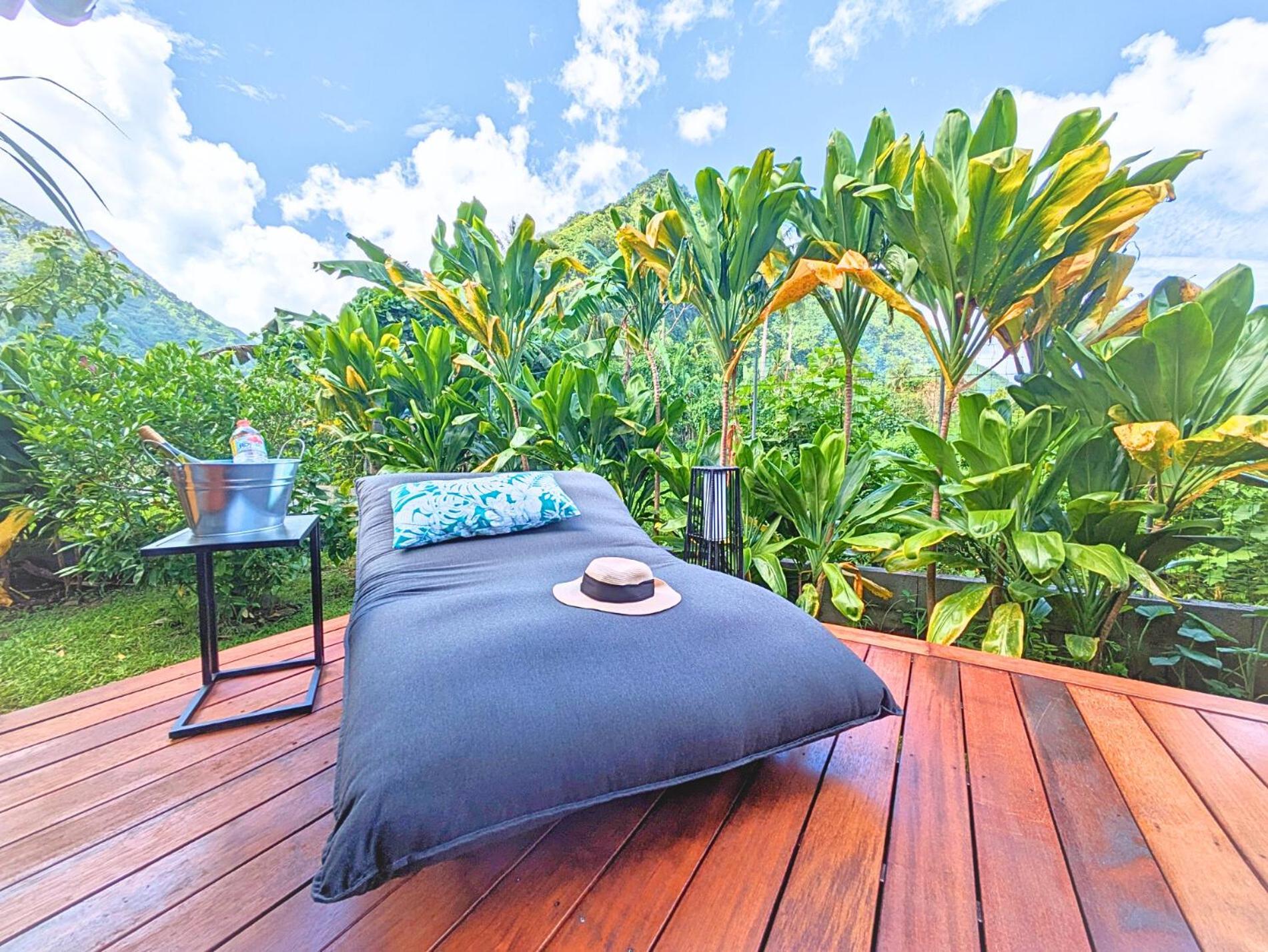 Natura Om Teahupoo Surf Lodge Toanoano المظهر الخارجي الصورة